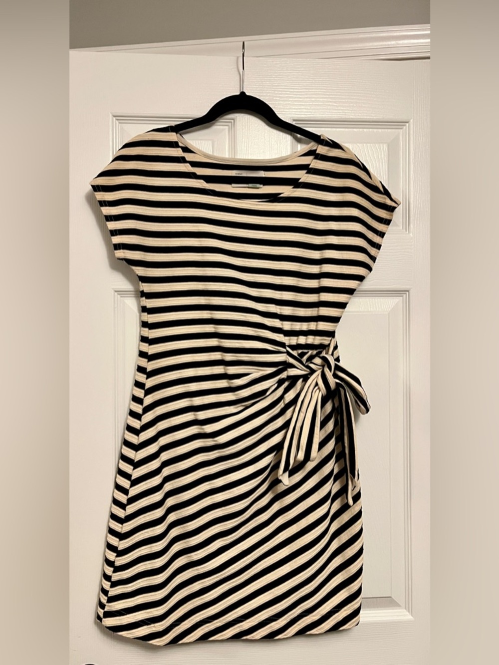 Saturday/Sunday Anthropologie Striped Black and Cream Tie-Waist Dress - Small